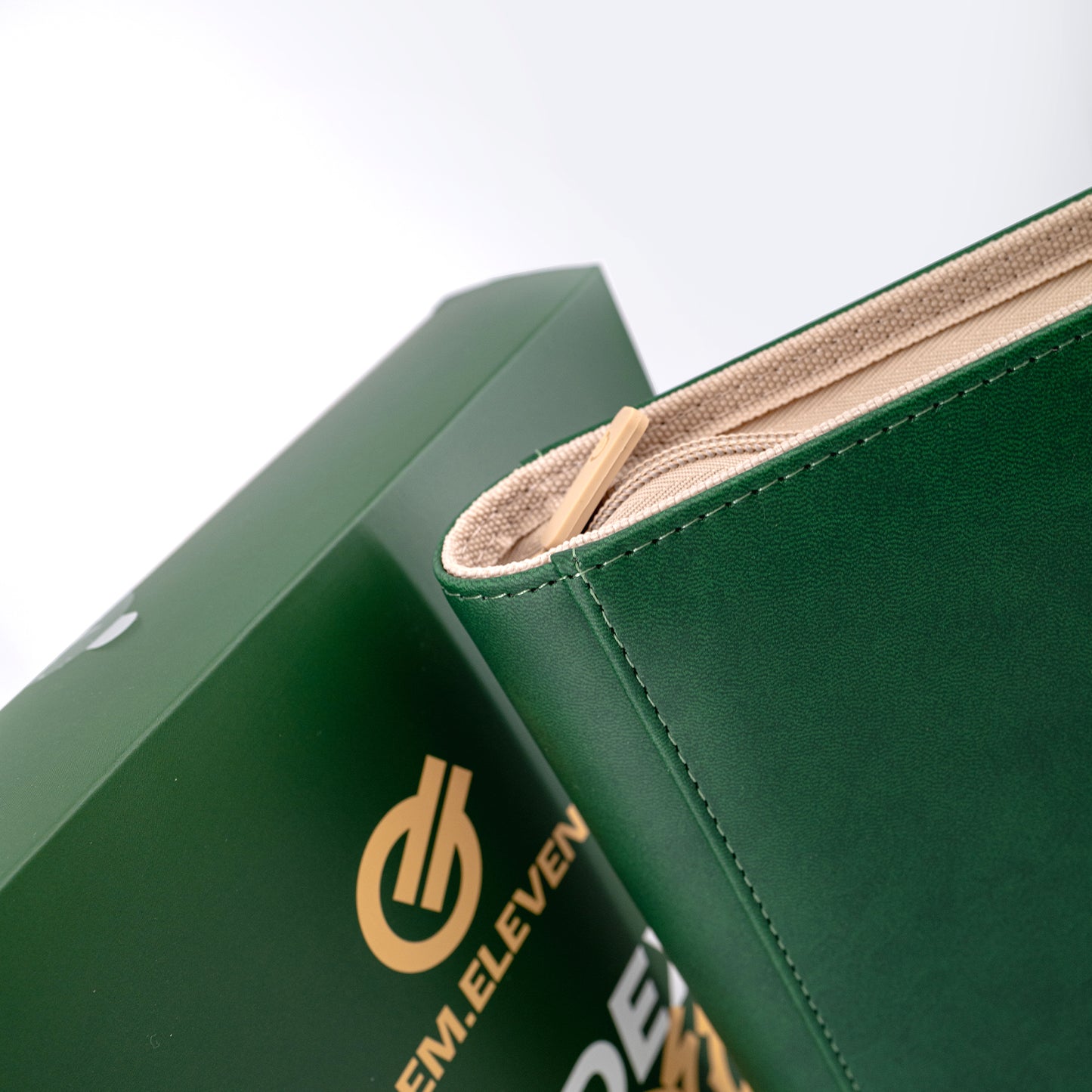Codex Evergreen – Premium 9-Pocket Binder (360 Karten) - PokéPrinz
