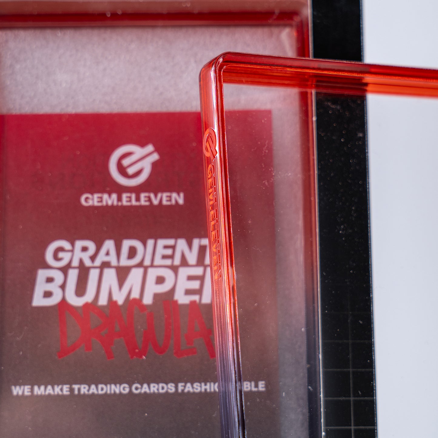 Gradient Bumper Dracula – PSA & CGC Slab Schutz - PokéPrinz