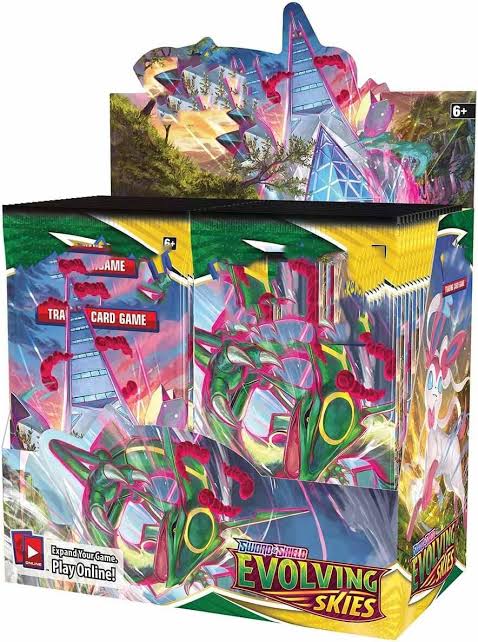 Pokemon Evolving Skies Display